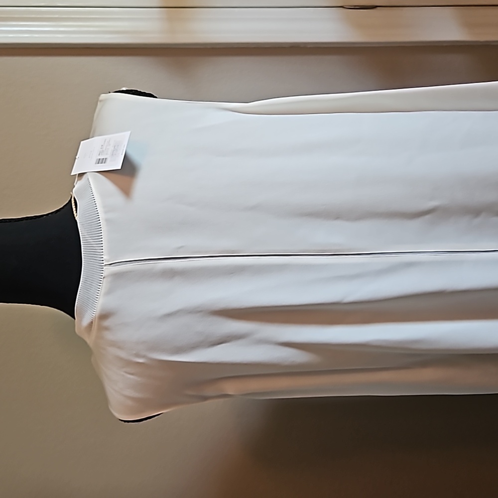 Vince White Sleeveless Top - Picture 5 of 13